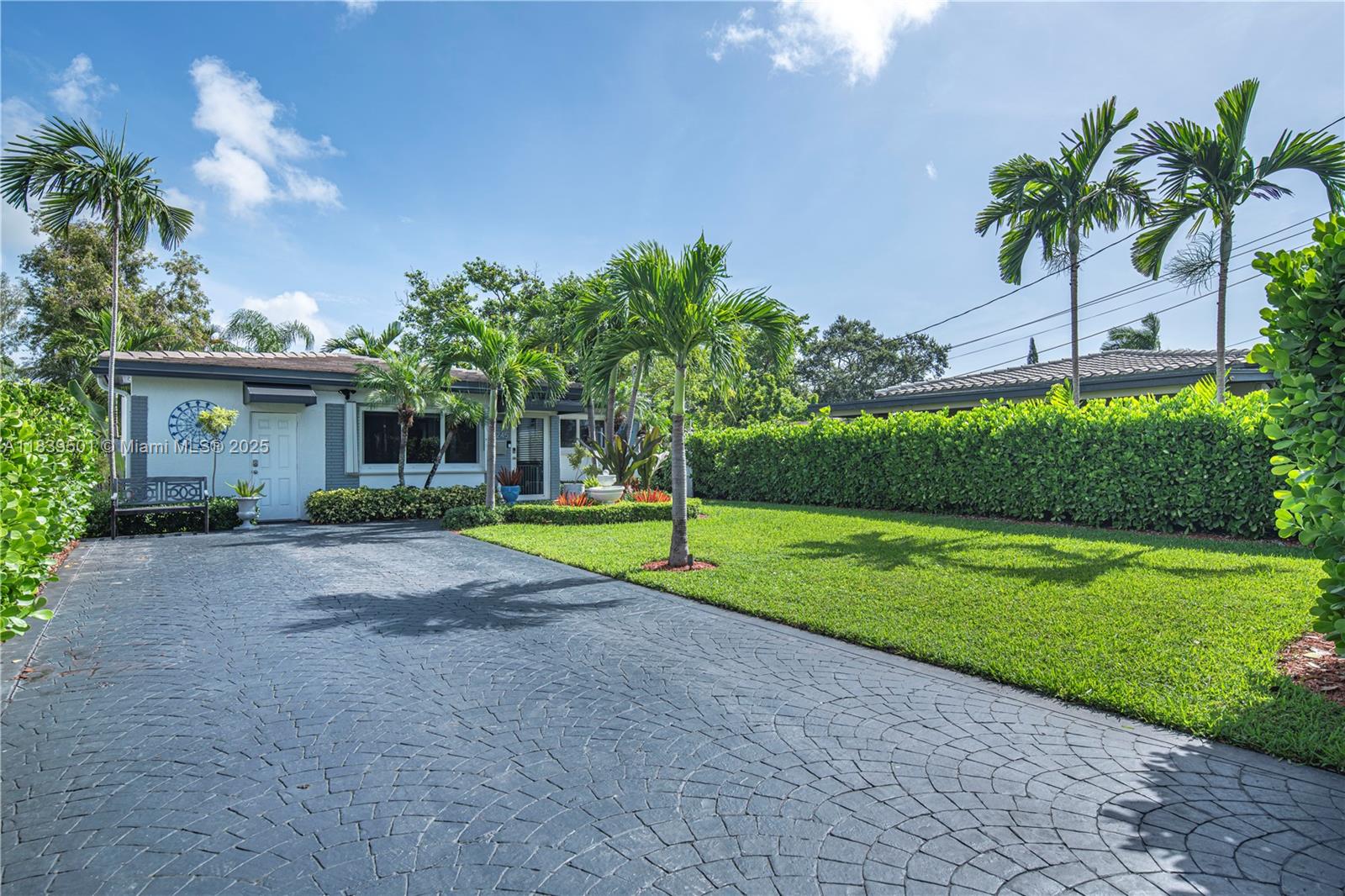 DIXIE GARDENS - Residential