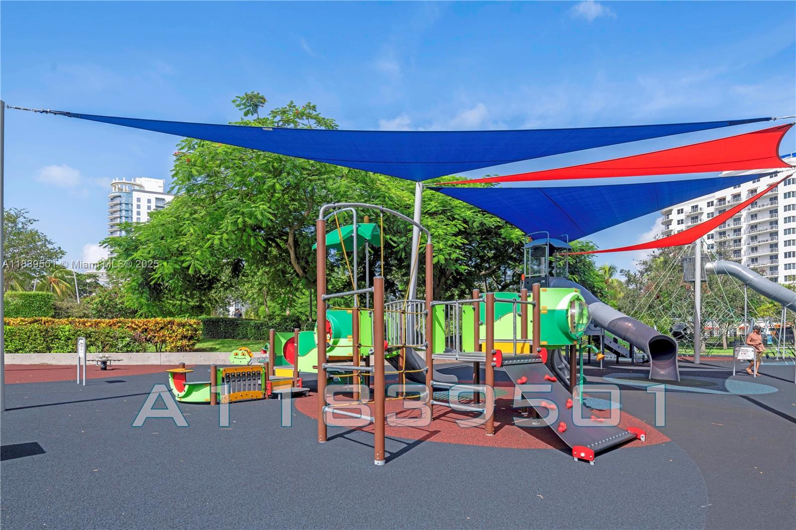 DIXIE GARDENS - Residential