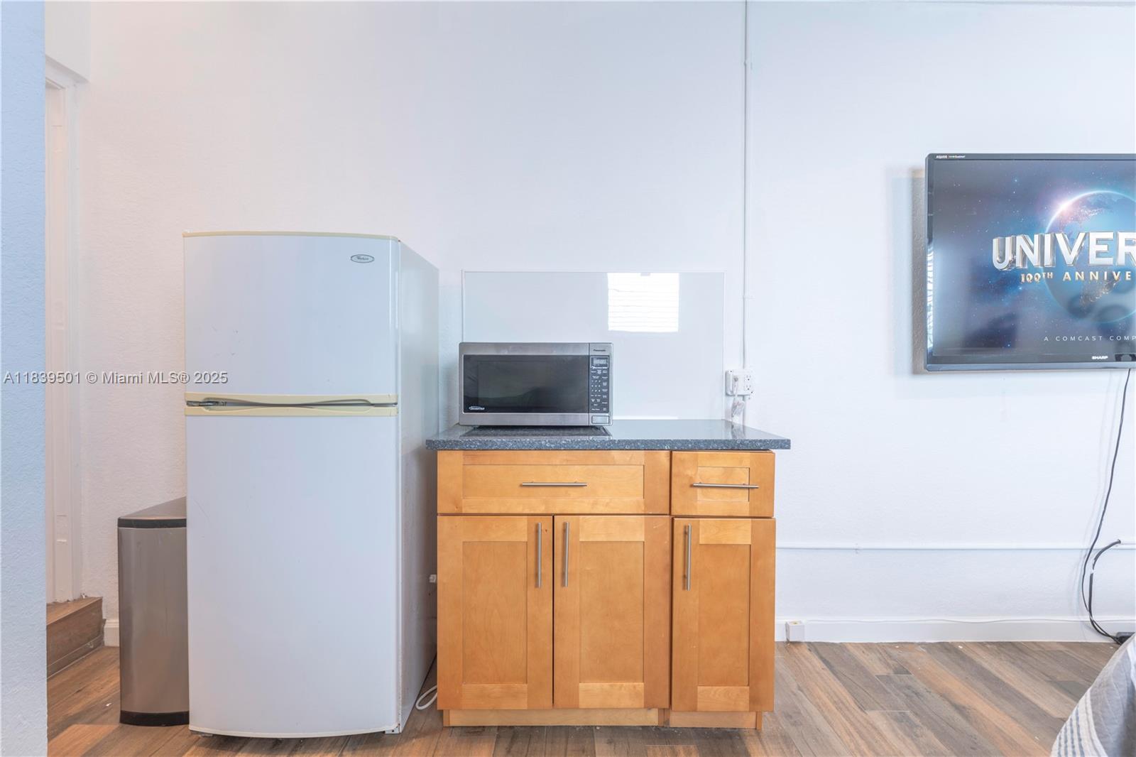 DIXIE GARDENS - Residential