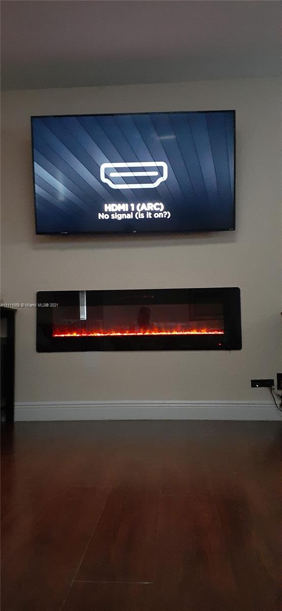 SUNRISE GOLF VILLAGE 4TH - Residential