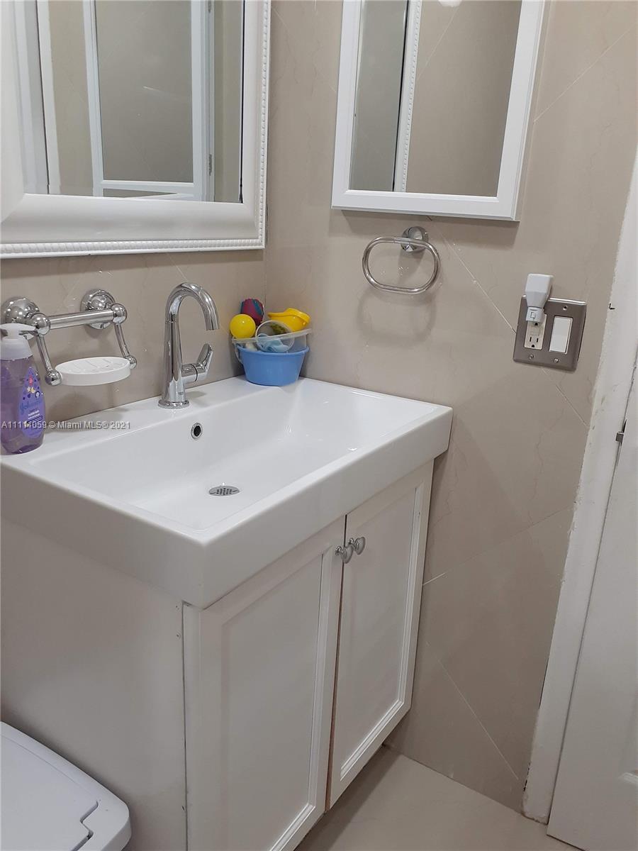 SUNRISE GOLF VILLAGE 4TH - Residential