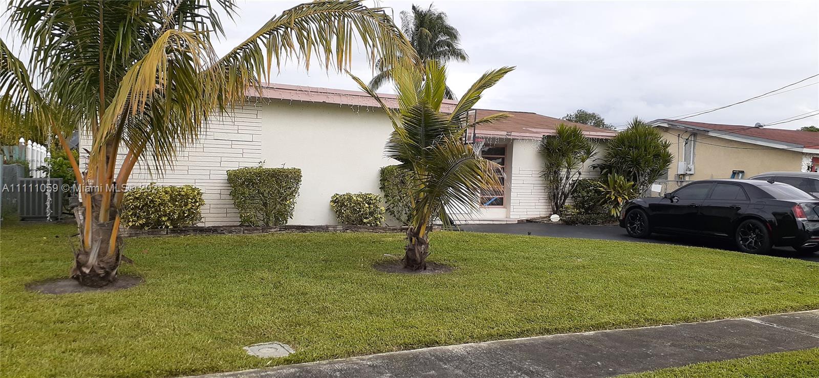 SUNRISE GOLF VILLAGE 4TH - Residential