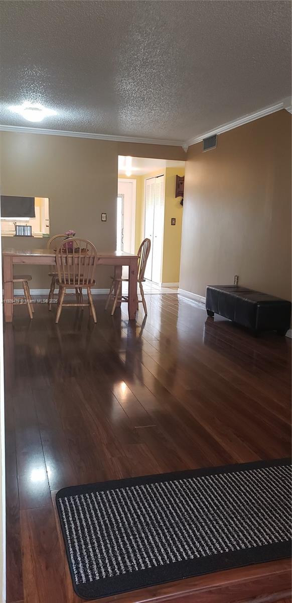 8280 Sunrise Lakes Blvd 105