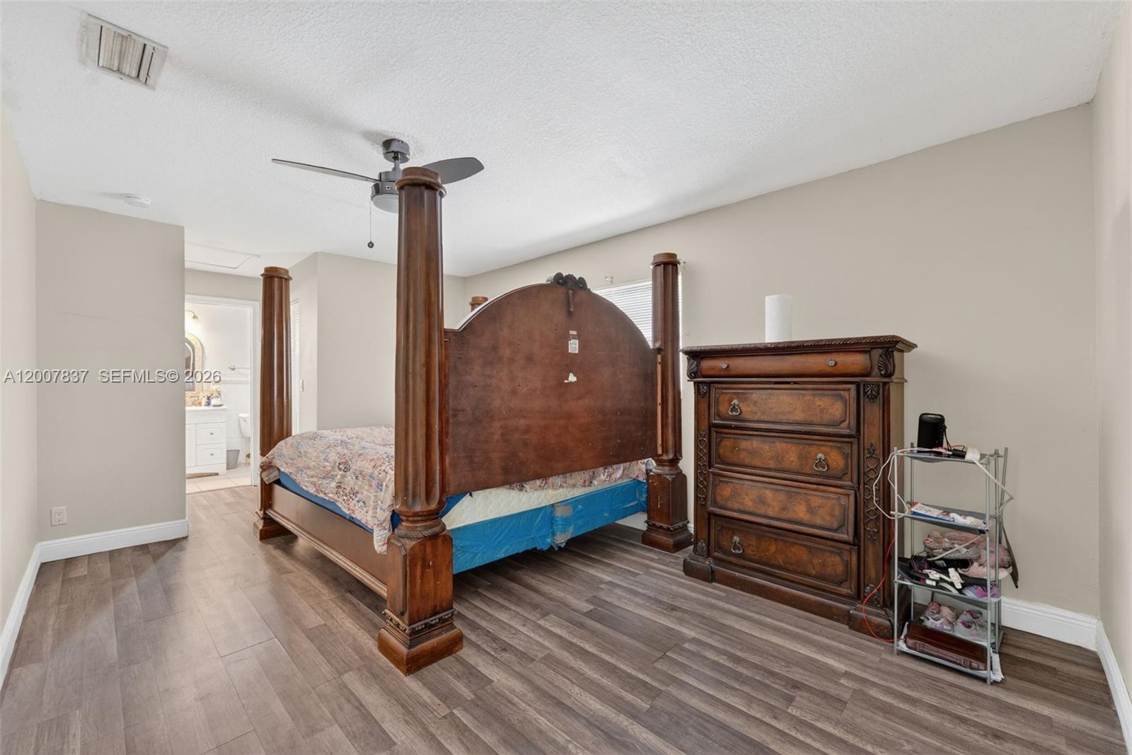 CRYSTAL LAKE 4TH SEC - Residential
