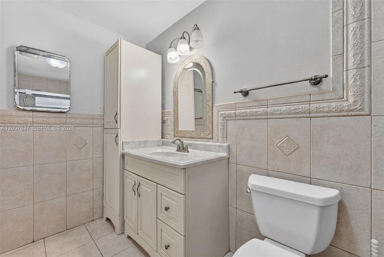 CRYSTAL LAKE 4TH SEC - Residential
