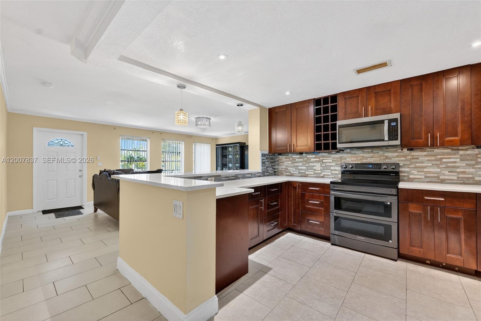 CRYSTAL LAKE 4TH SEC - Residential