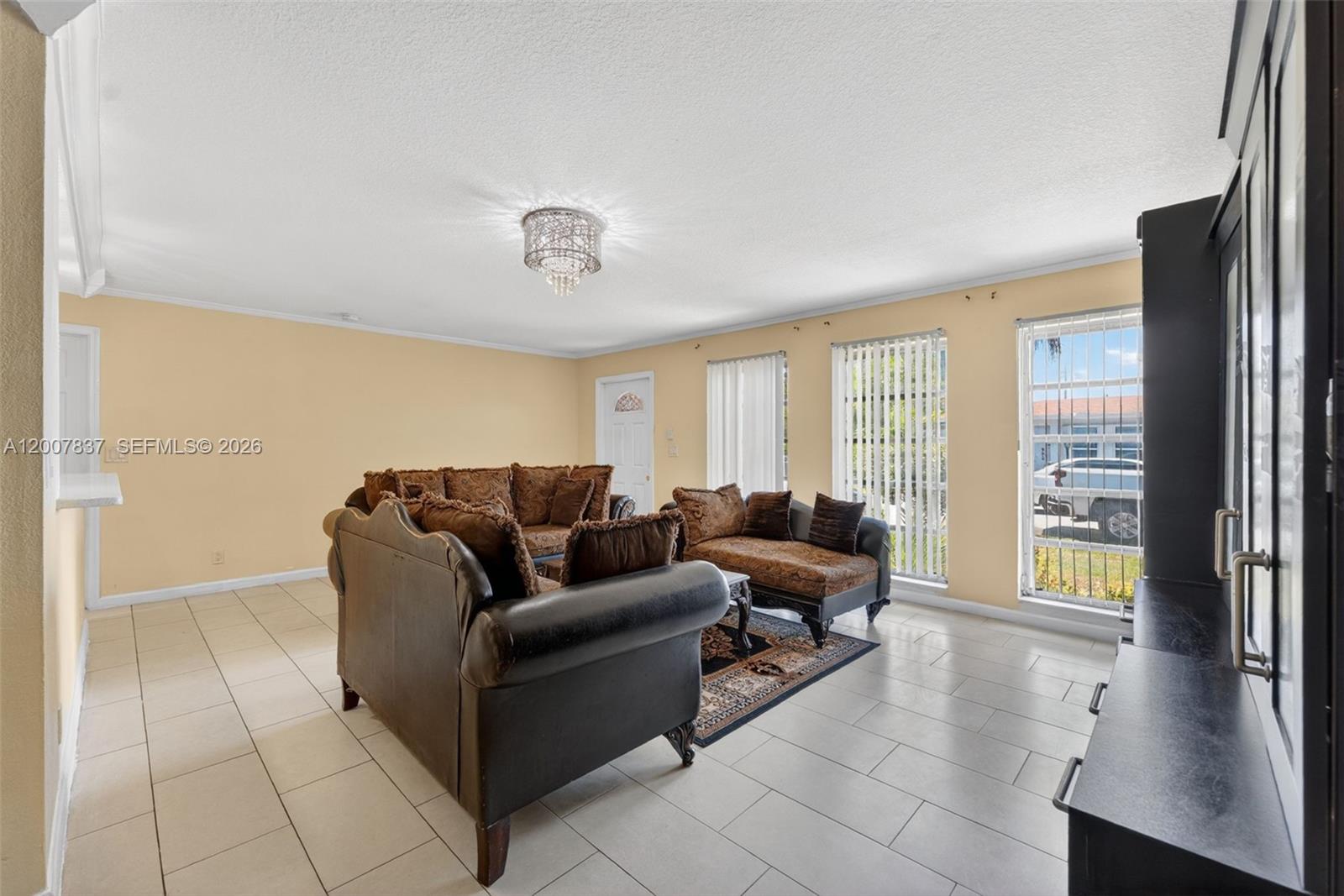 CRYSTAL LAKE 4TH SEC - Residential