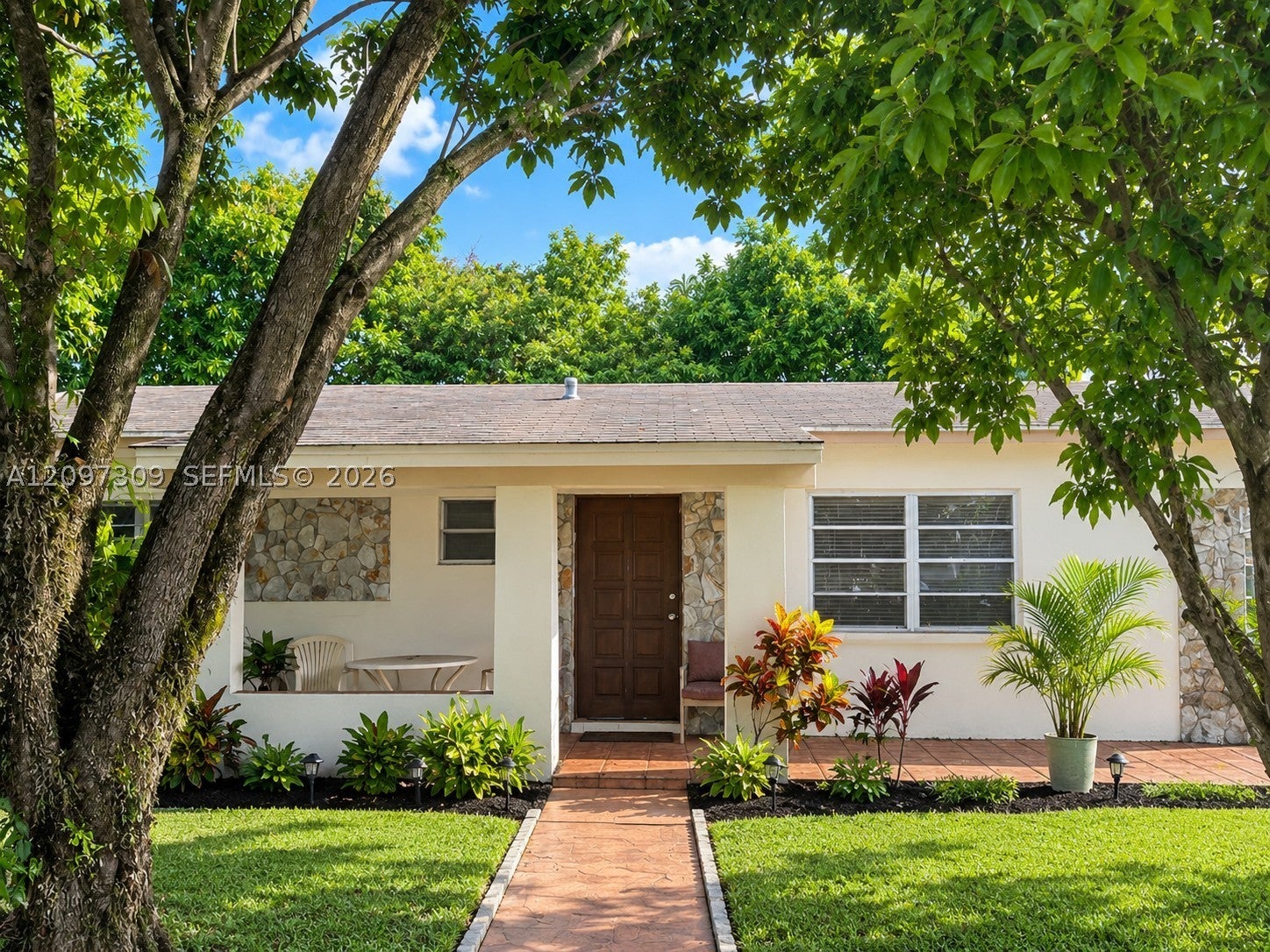 3420 NW 87th Ter