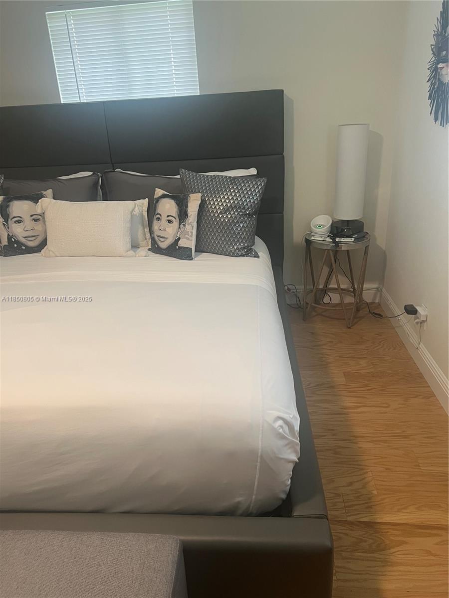 LAUDERDALE WEST 2 SEC - Residential