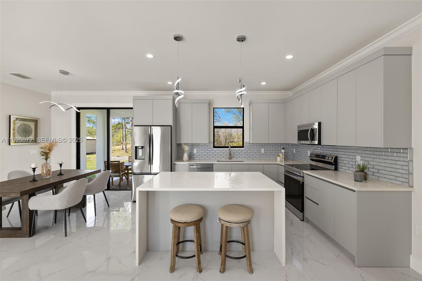 Golden Gate Estates - Residential