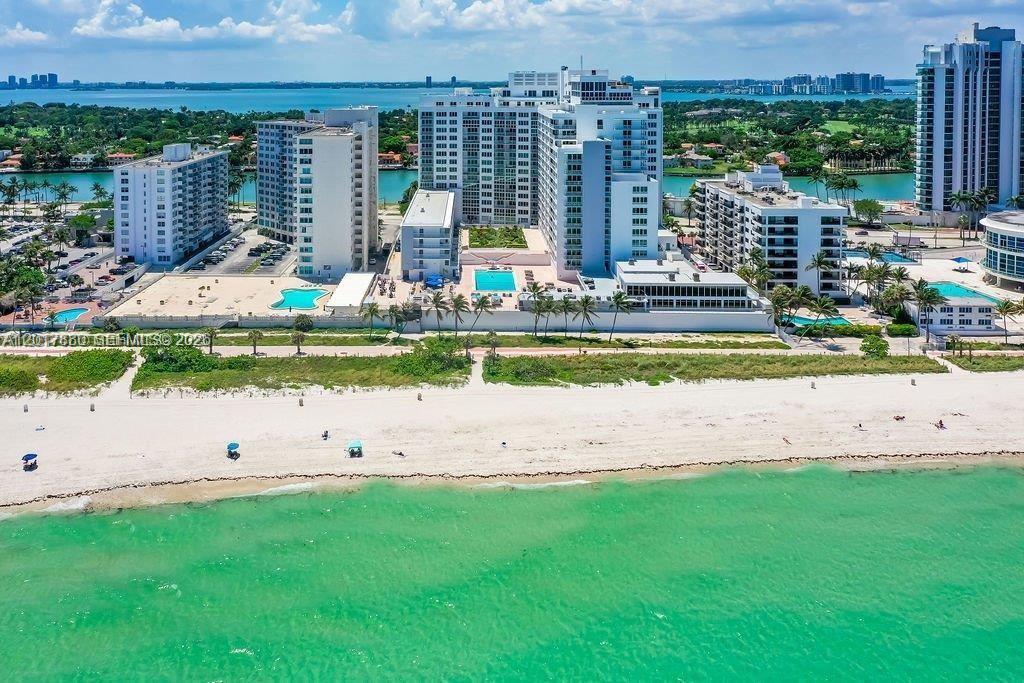 5401 Collins Ave 128