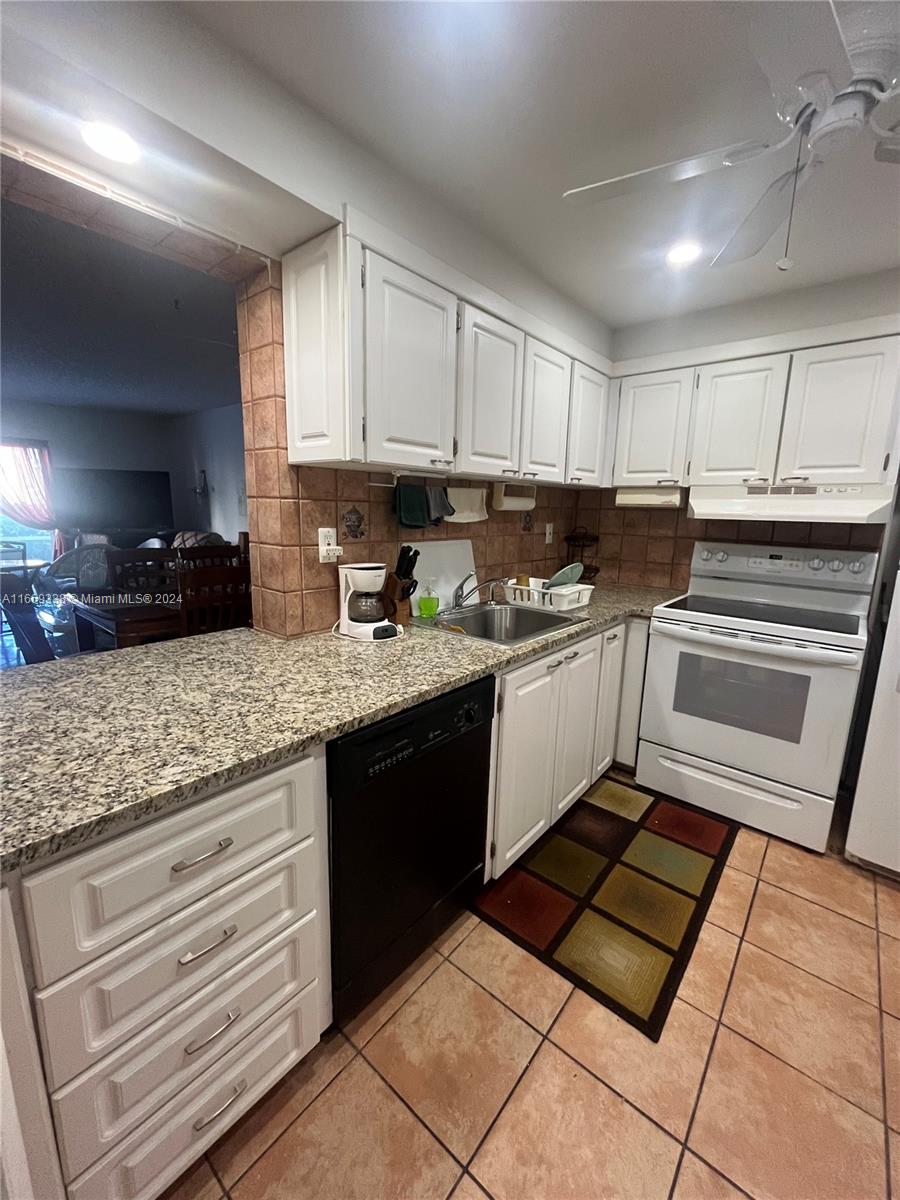 View photos, virtual tours, details... 16901 NE 13th Ave 103
