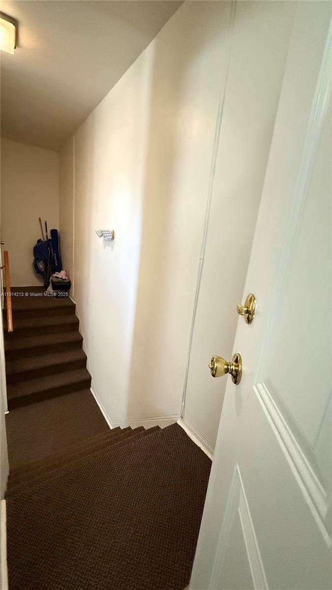 SHORES PLAZA EAST CONDO - Residential Lease