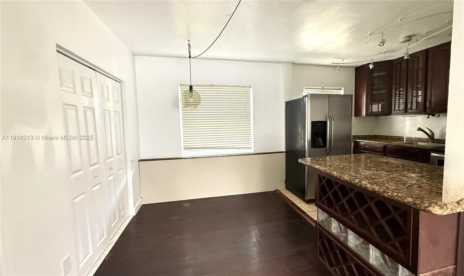 SHORES PLAZA EAST CONDO - Residential Lease