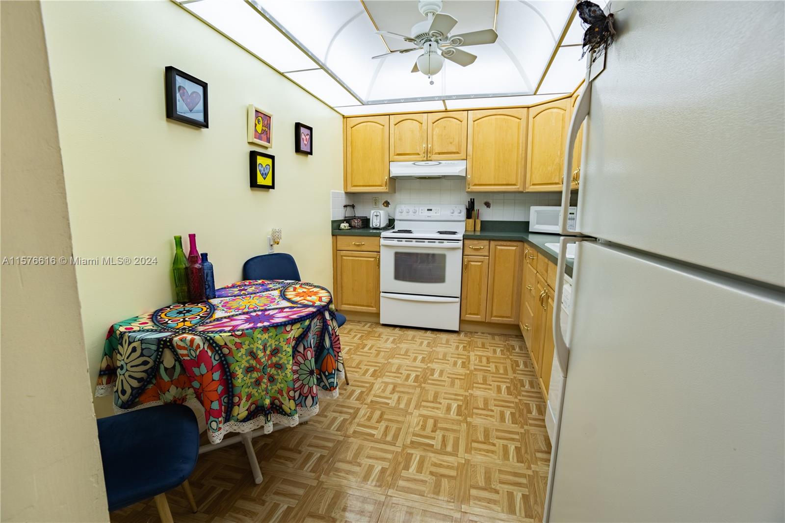 PARK PLACE CONDOMINIUM NO - Residential