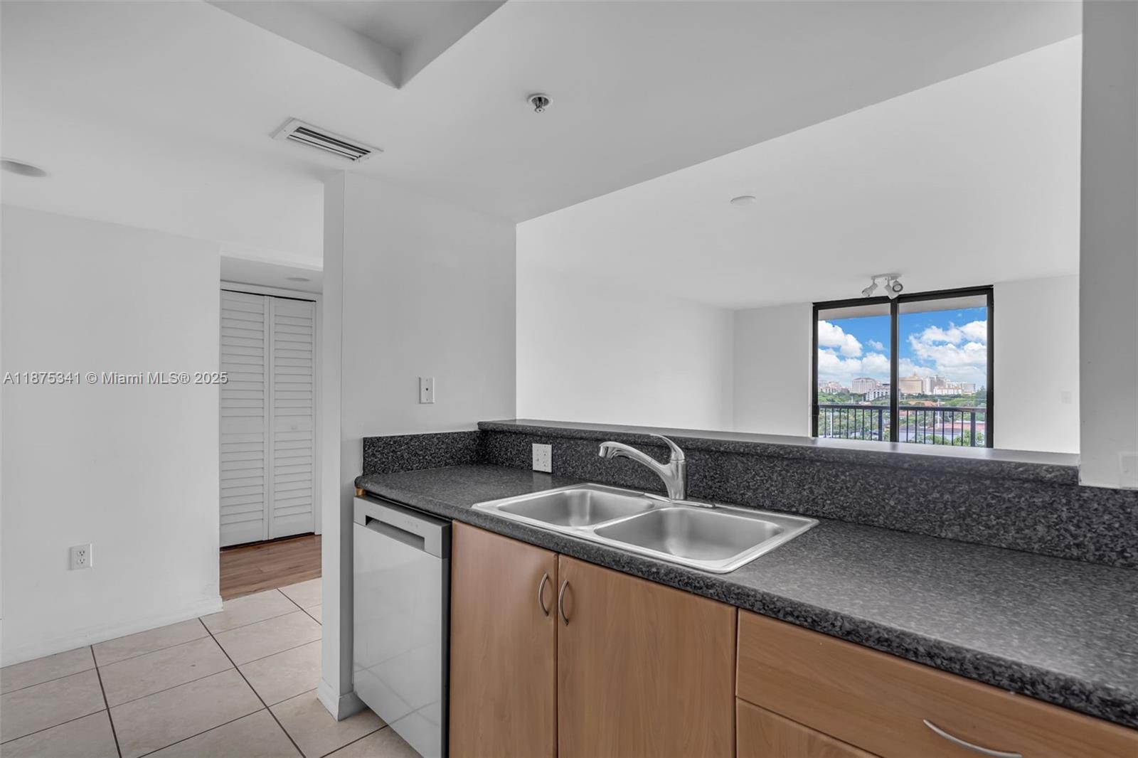 CORAL POINTE CONDO - Residential