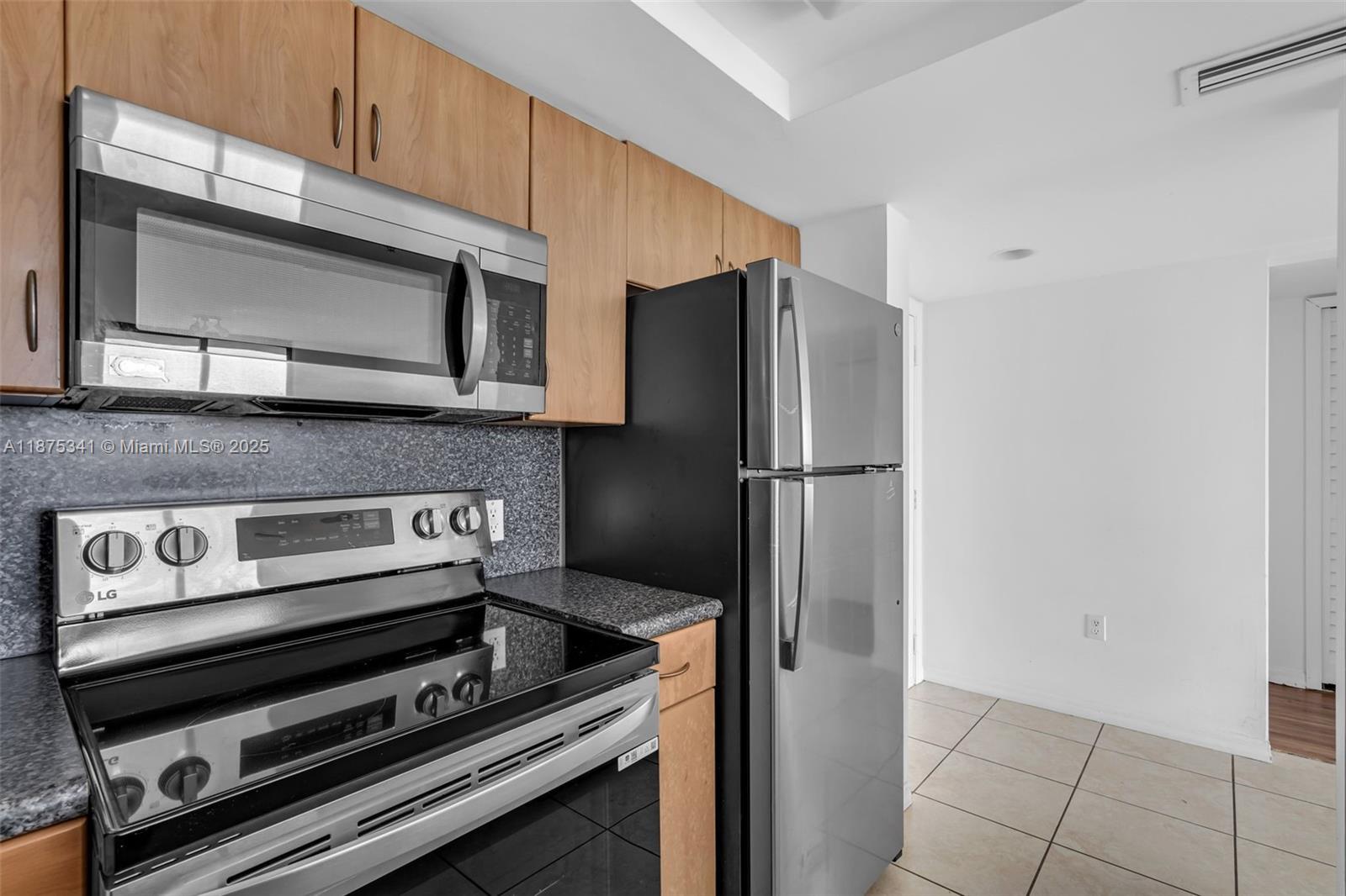 CORAL POINTE CONDO - Residential