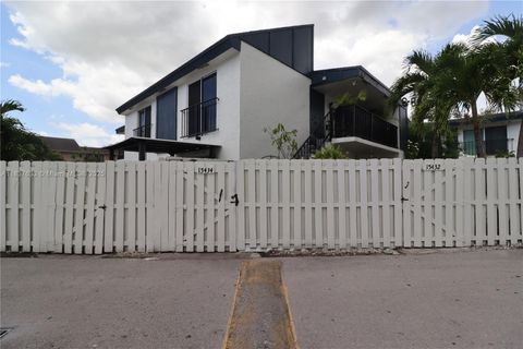 15434 SW 85th Ln 154 Miami FL 33193