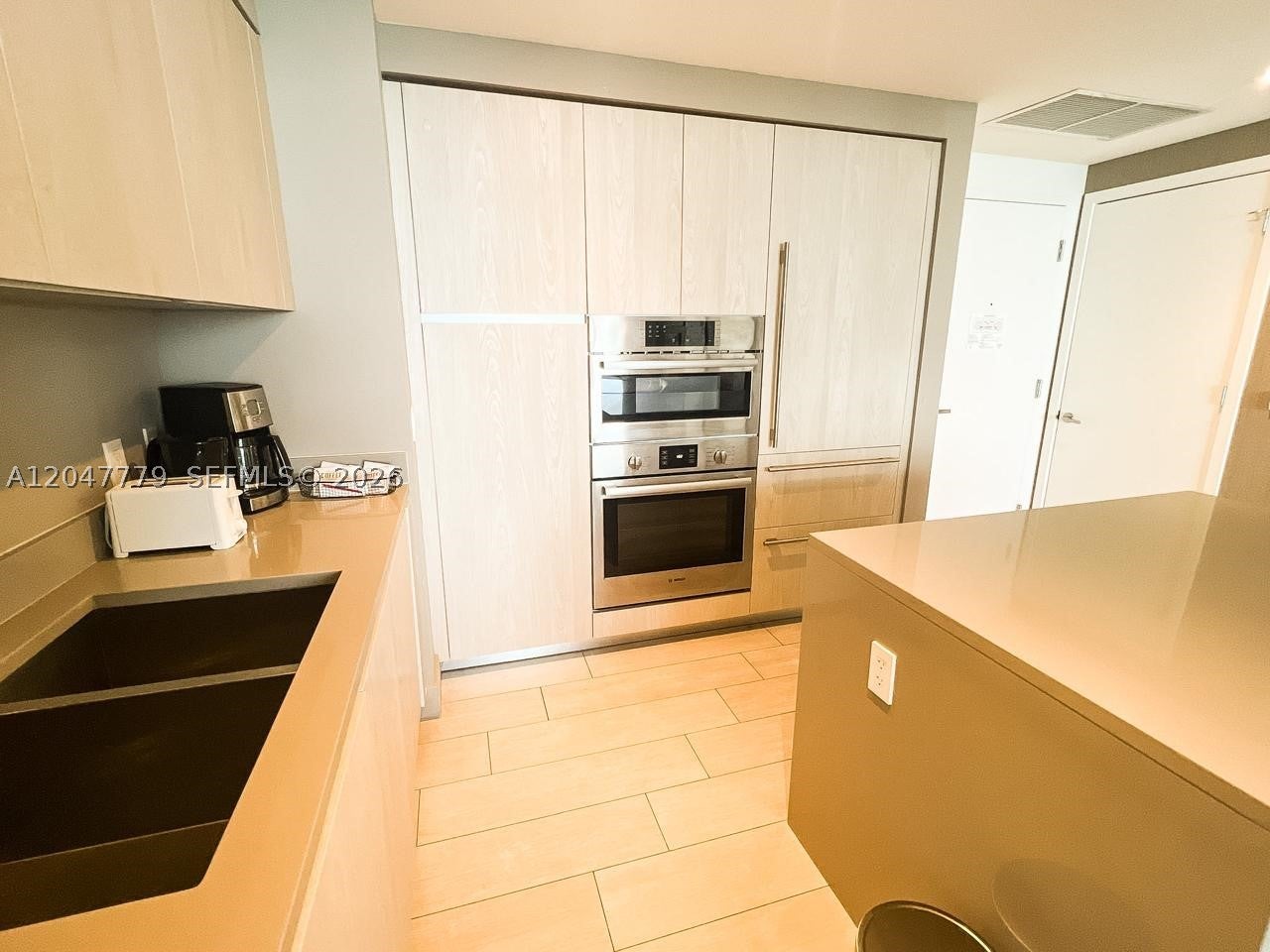 4010 S Ocean Dr T3505