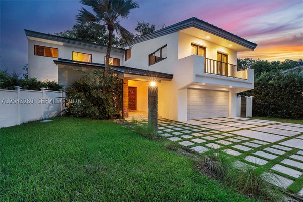 9200 NE 12TH AVE, MIAMI SHORES, FL 33138 - Image 8f6a2a6c51ec5312dfc7c4b95fc66a5d/3852281928