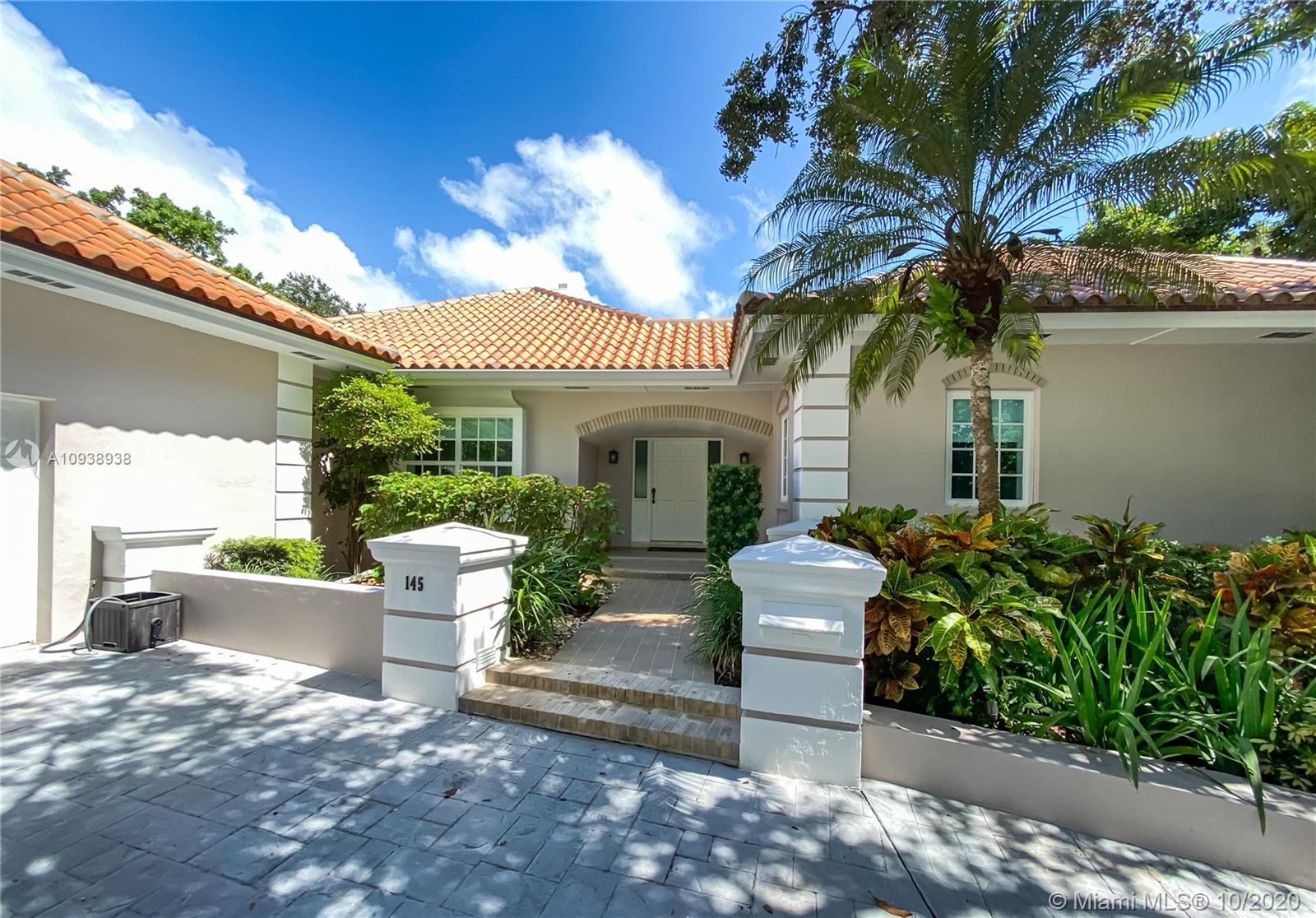 GABLES ESTATES NO 2 - Residential