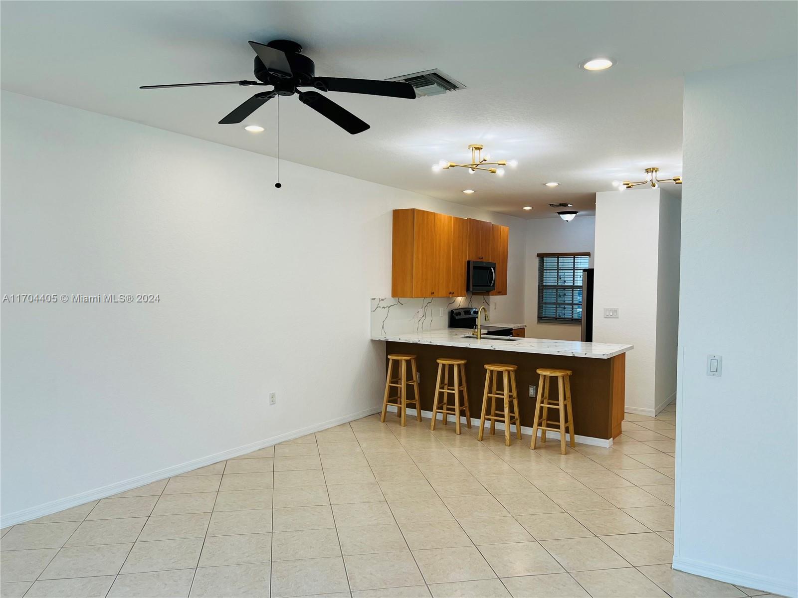 VIA PALMA DELRAY CONDO - Residential Lease
