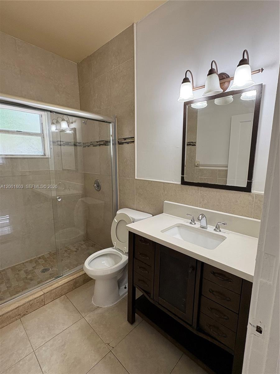 MUSA ISLE - Residential Lease