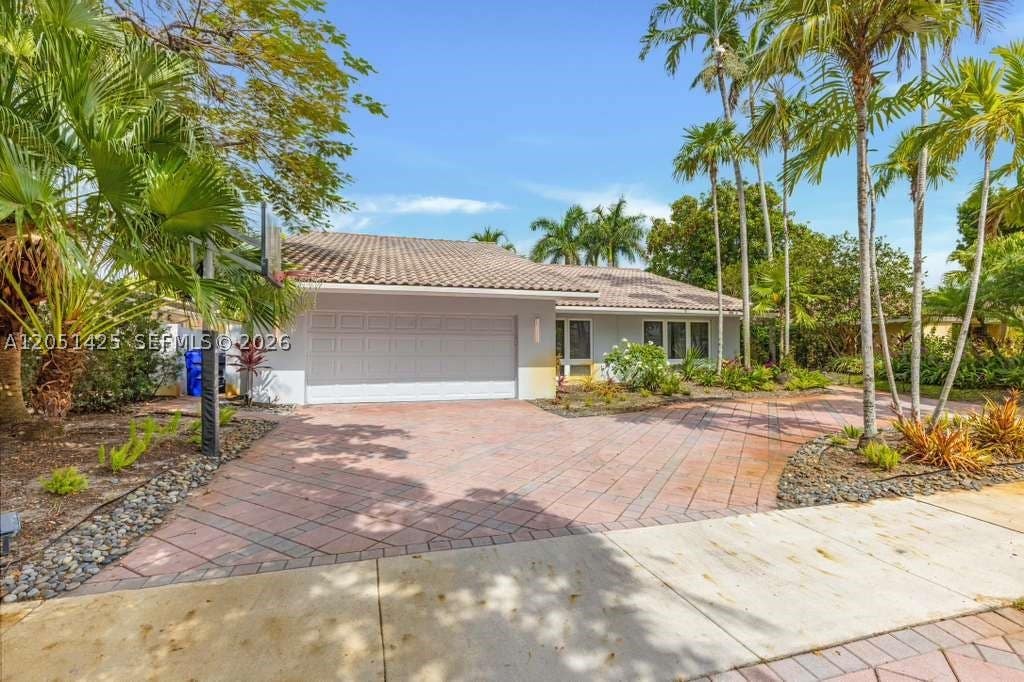 Photo of 3520 N 32nd Ter #0, Hollywood, FL 33021 (MLS # A12051425)