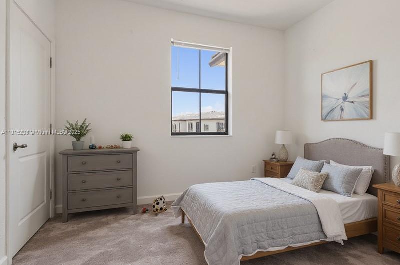 PINE ISLE - Residential