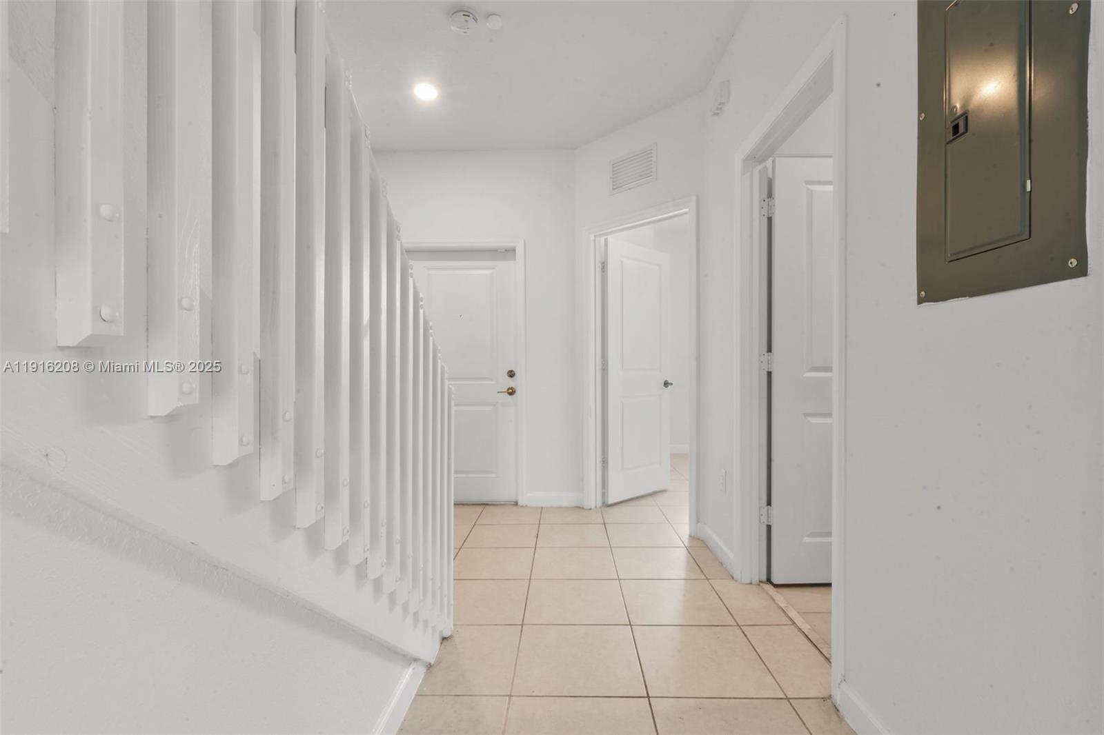 PINE ISLE - Residential