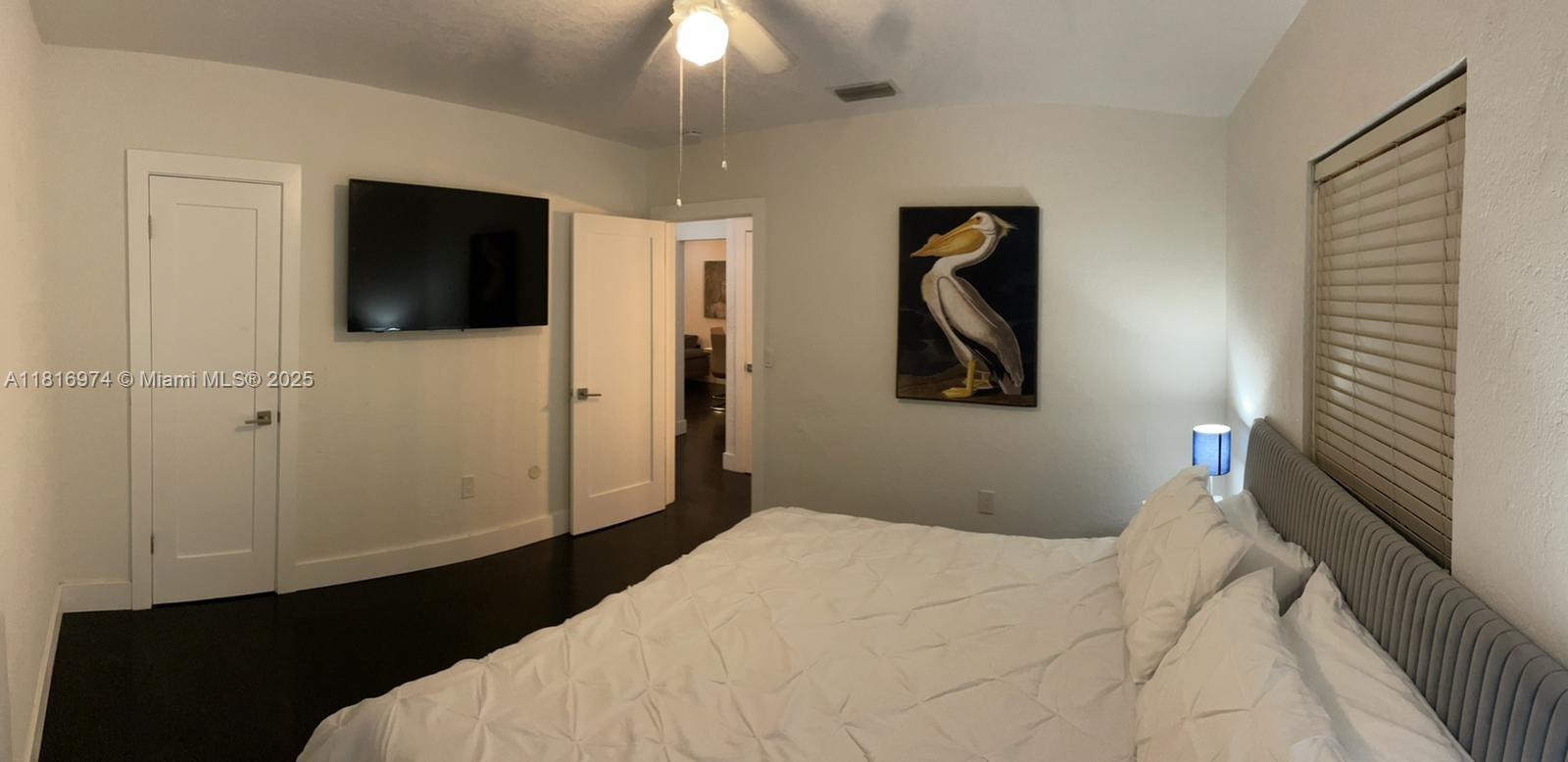 HOLLYWOOD - Residential