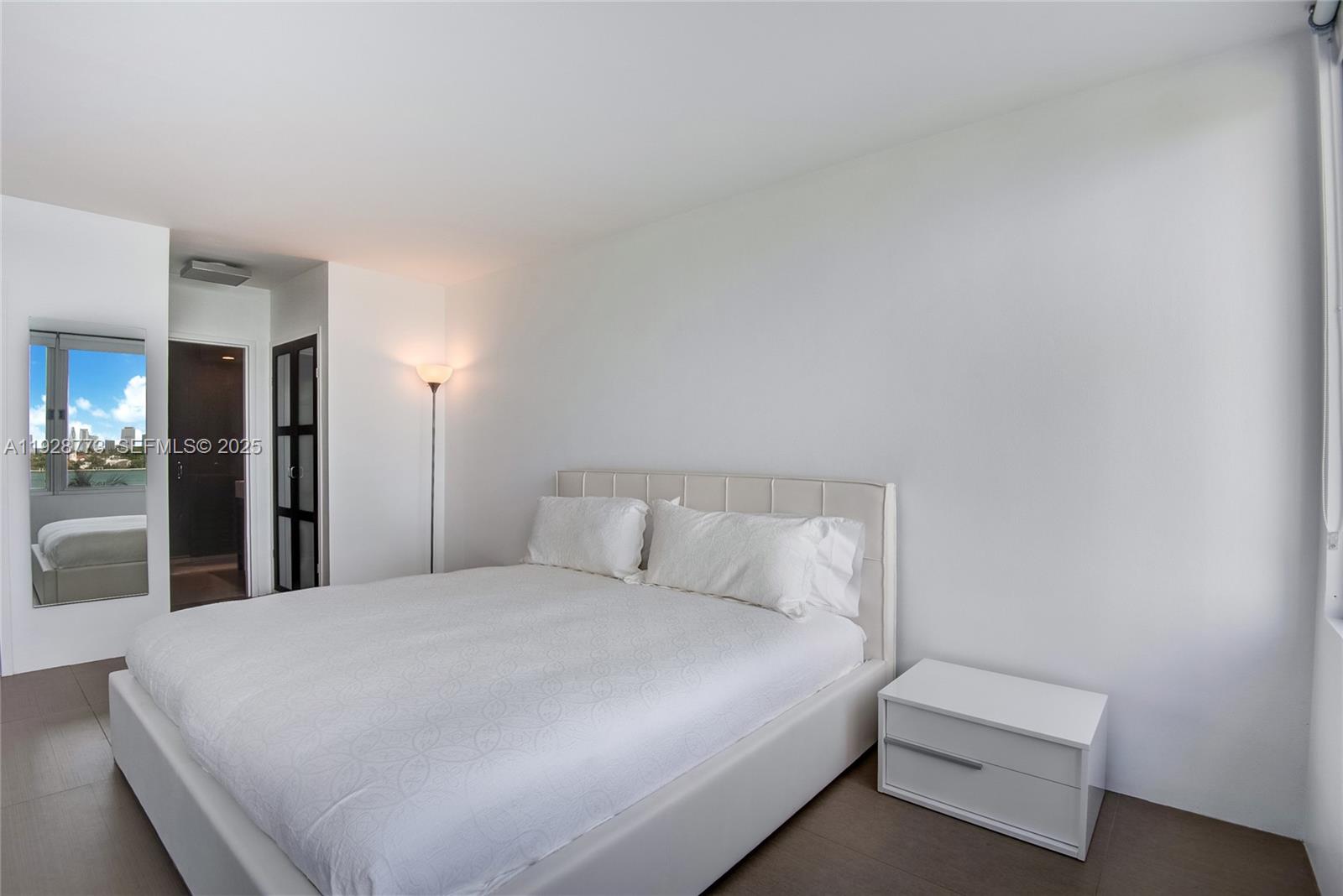 MIRADOR 1000 CONDO - Residential