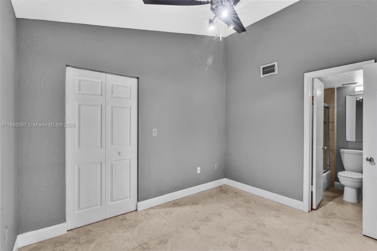 LAKEVIEW CLUB CONDO - Residential Lease