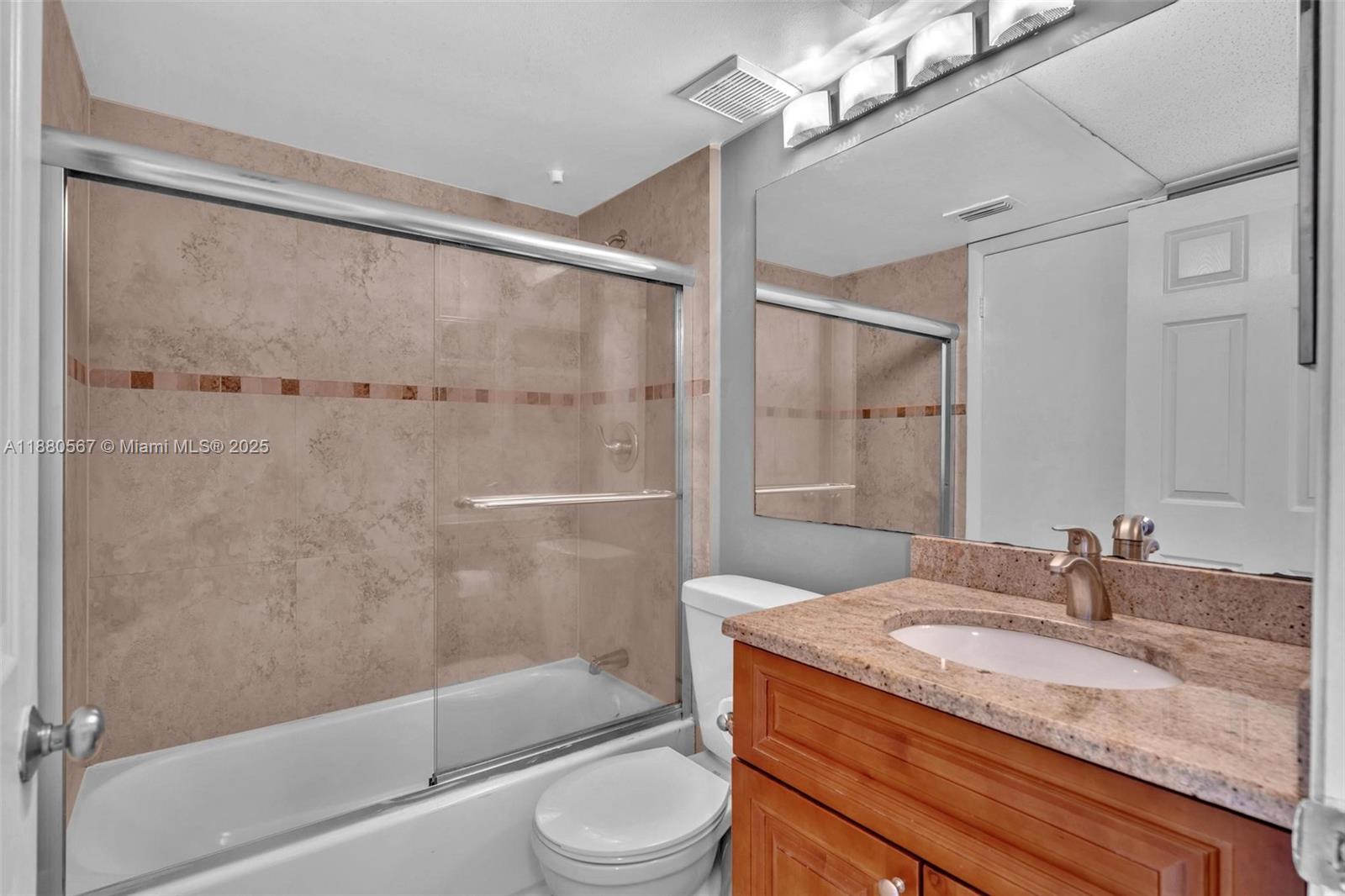 LAKEVIEW CLUB CONDO - Residential Lease
