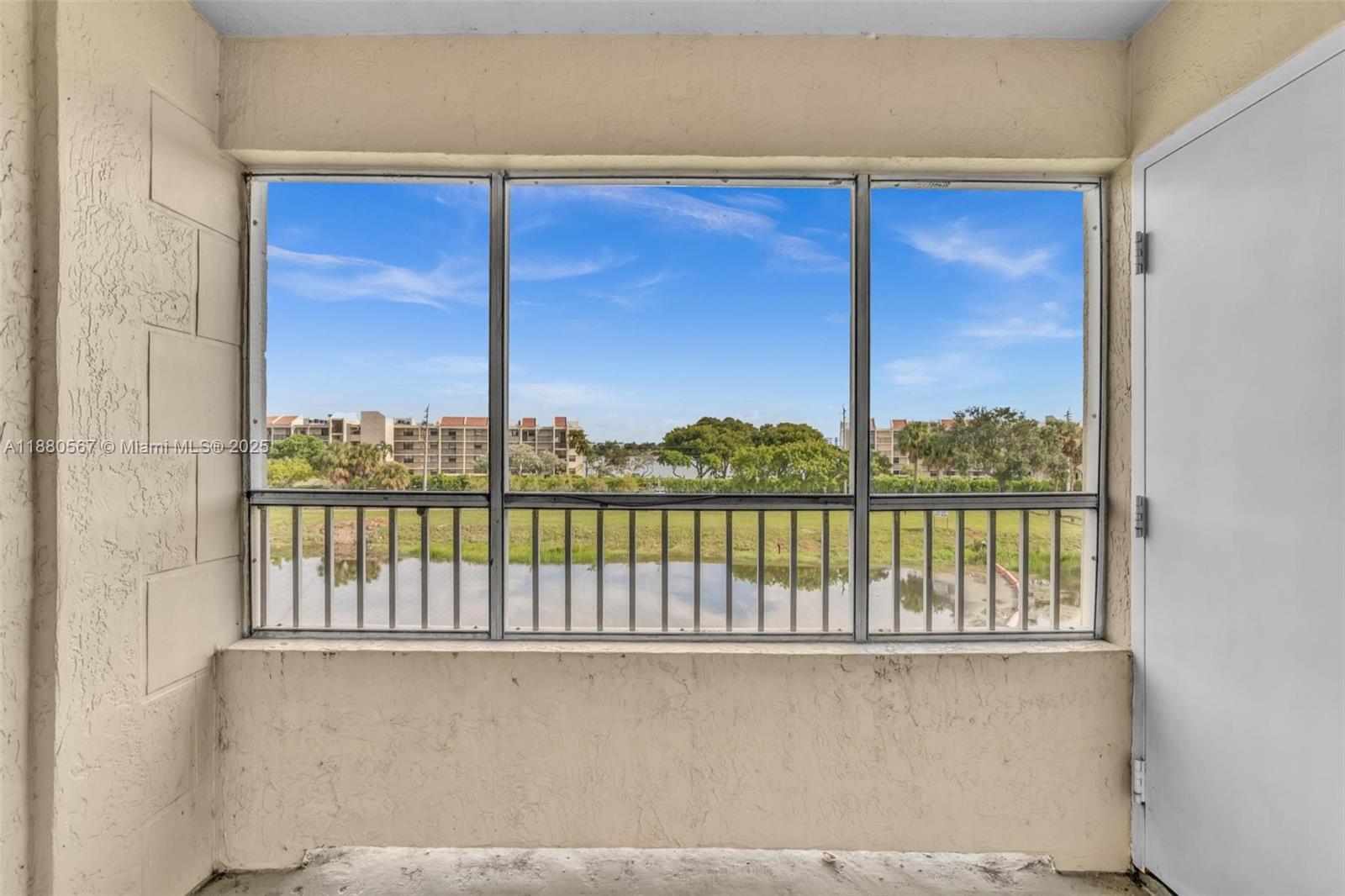 LAKEVIEW CLUB CONDO - Residential Lease