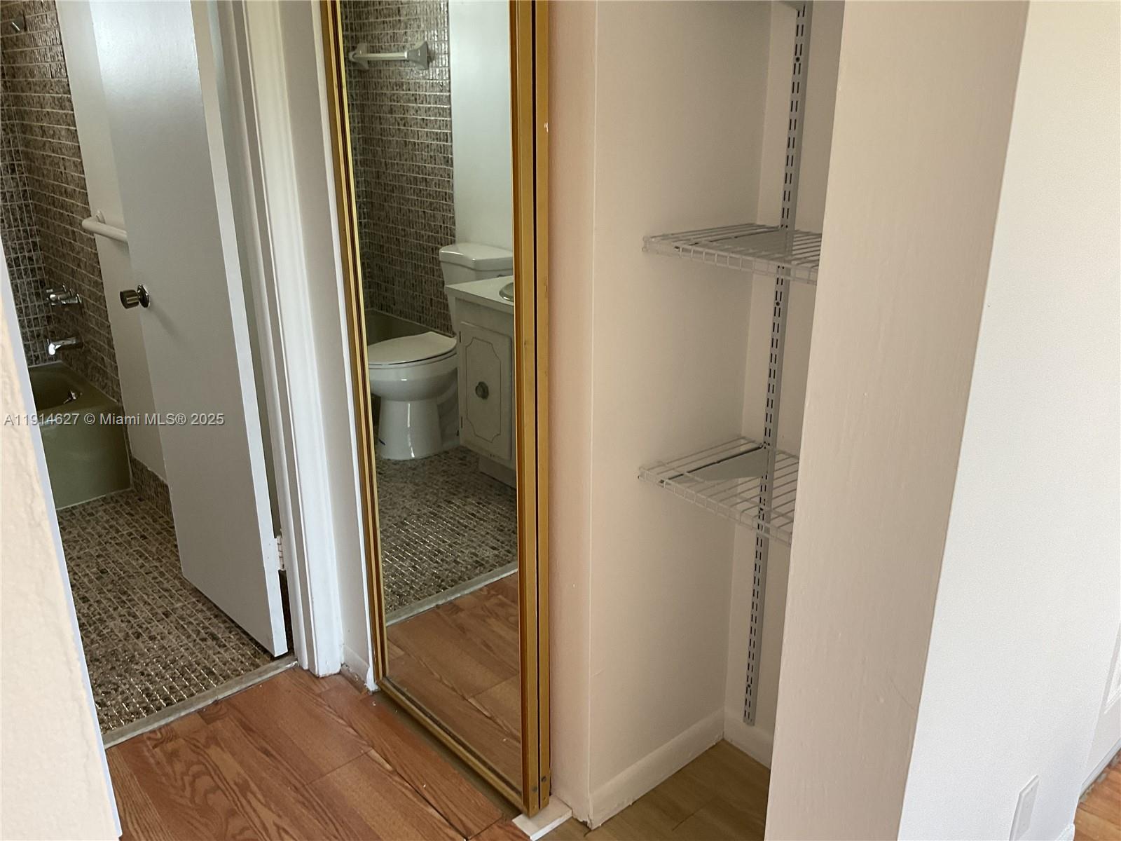 ASHBURY HOUSE WEST - Residential Lease