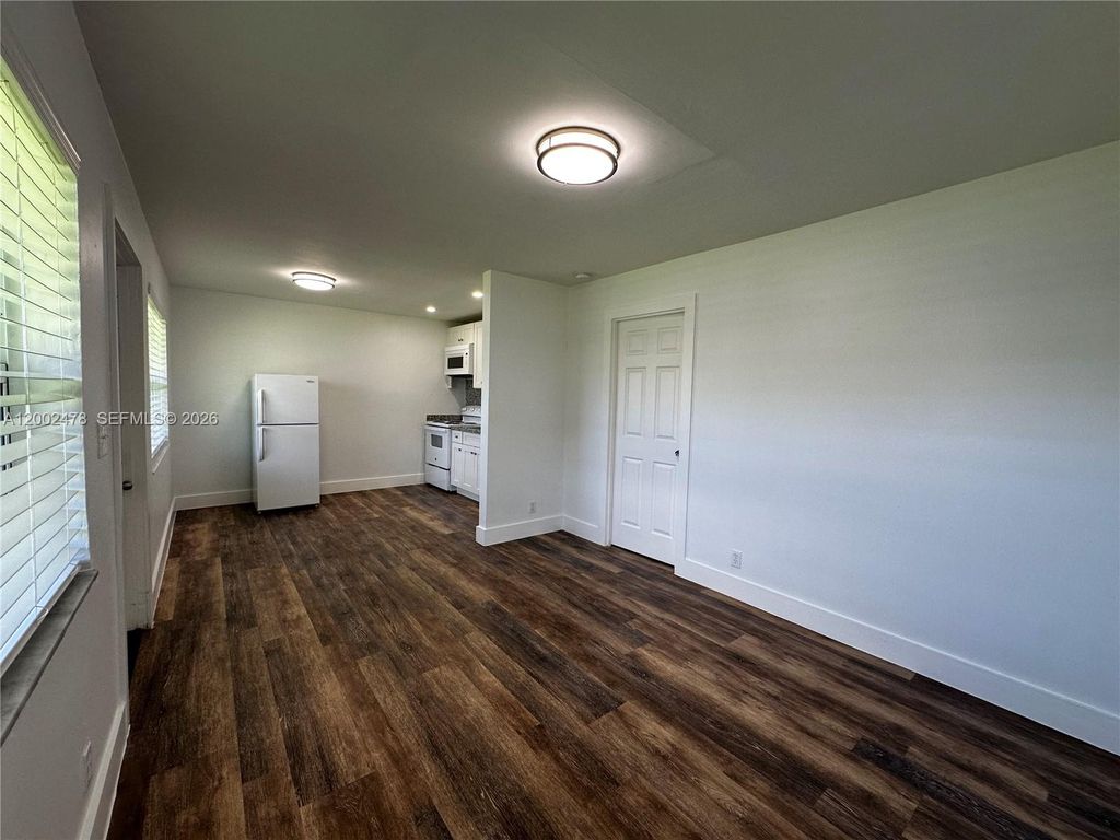 Photo of 2321 Madison St #6, Hollywood, FL 33020 (MLS # A12002478)