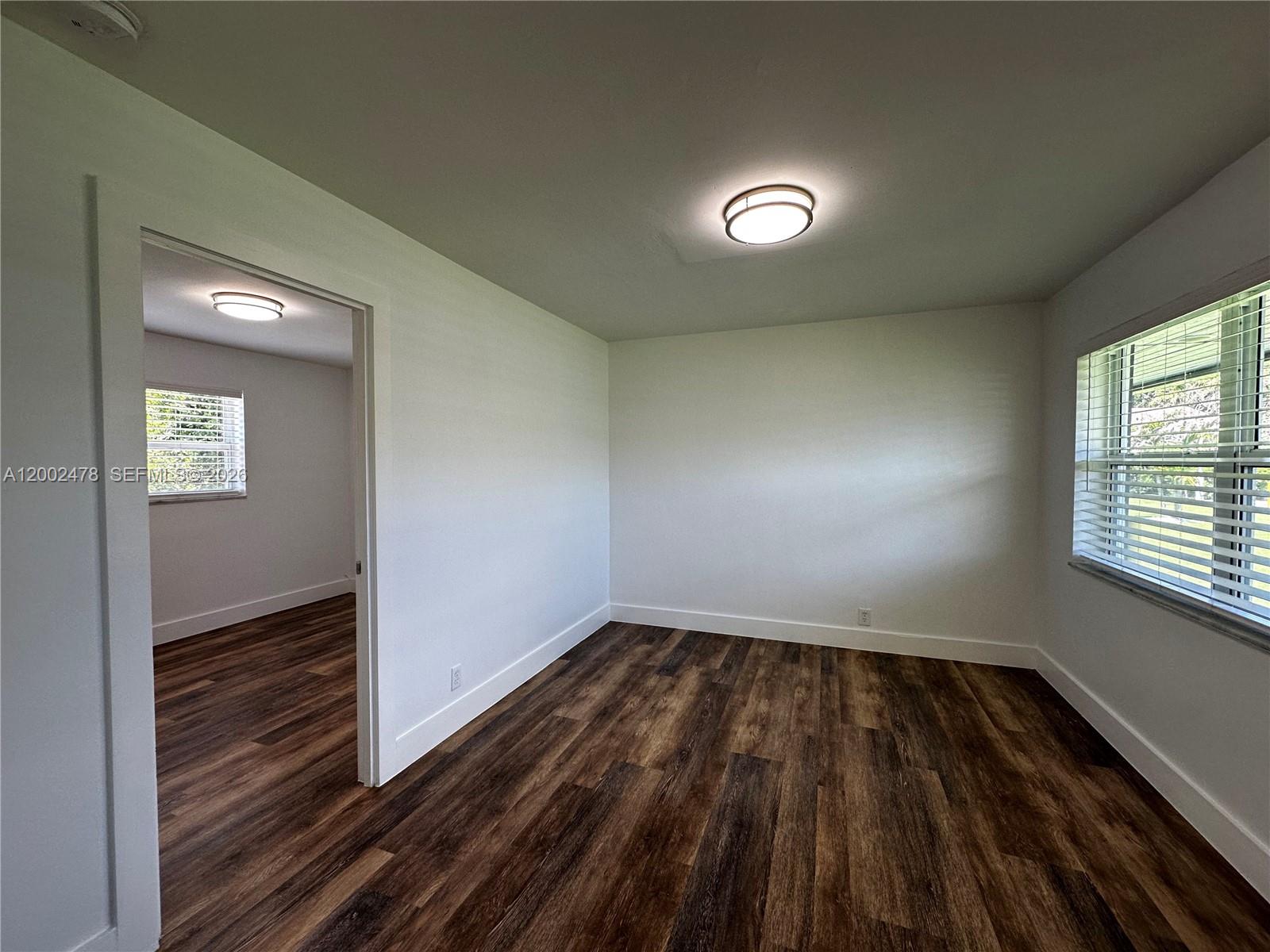 HOLLYWOOD LITTLE RANCHES - Residential Lease