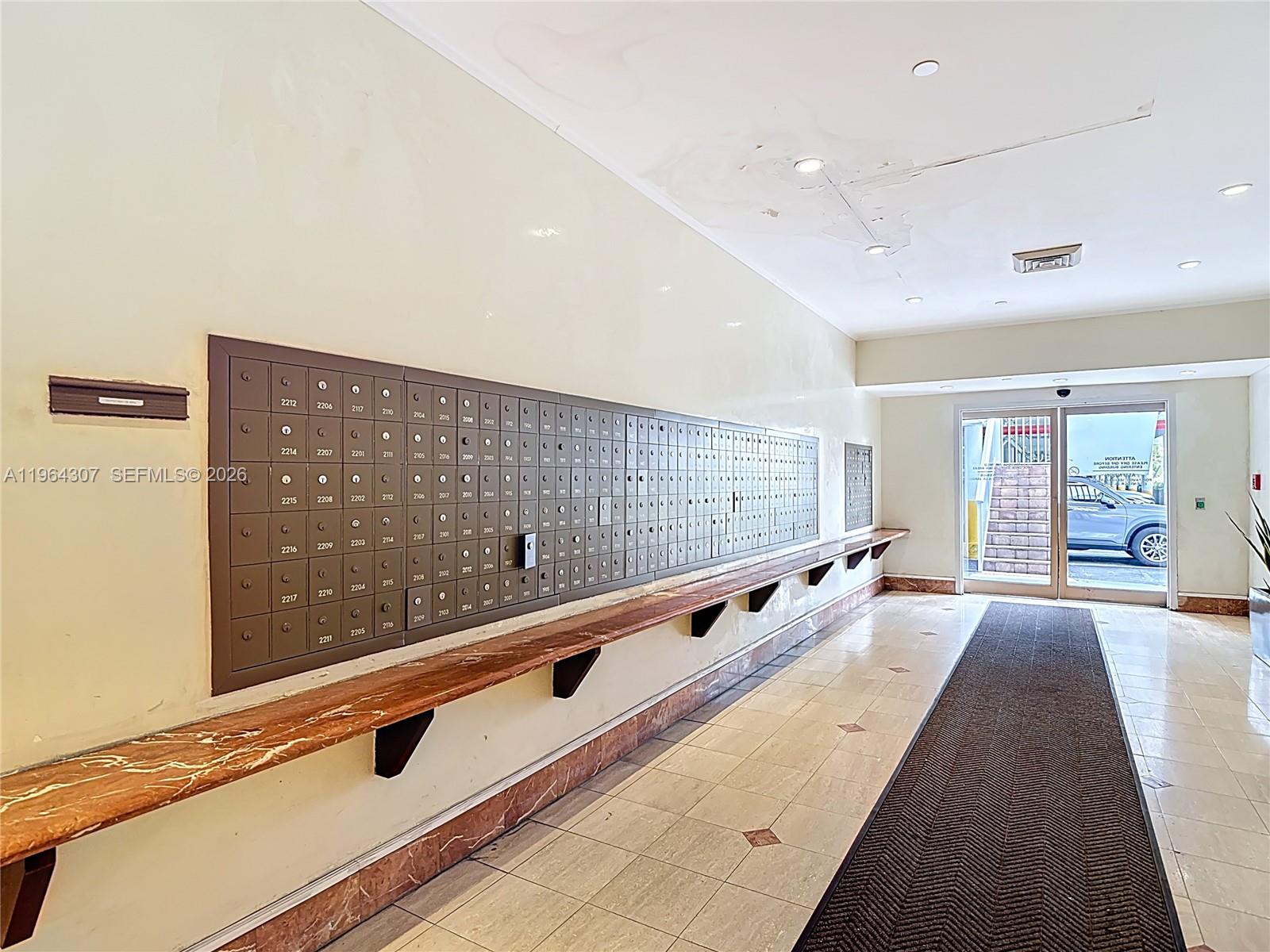 ADMIRALS PORT CONDO-EAST - Residential