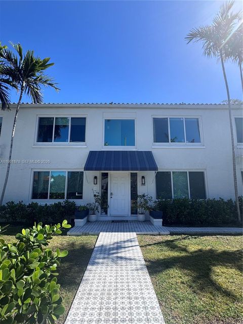 2855 Royal Palm Ave 2 Miami Beach FL 33140