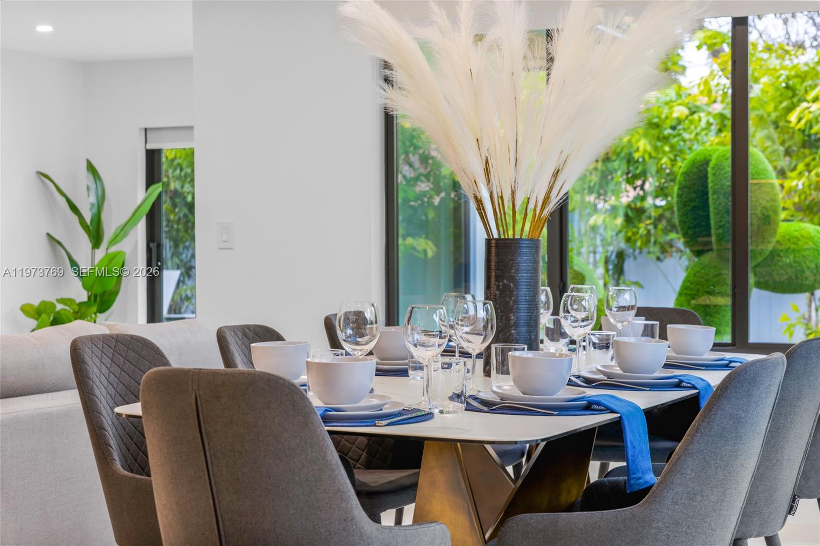 BRICKELL ESTATES - Residential