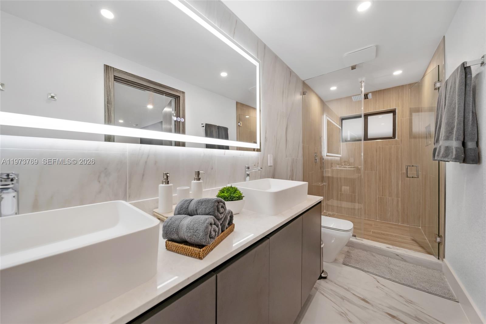 BRICKELL ESTATES - Residential