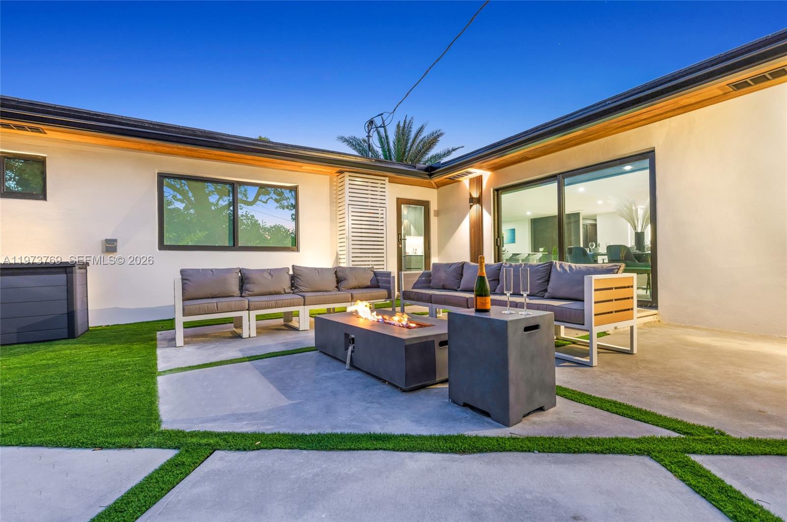 BRICKELL ESTATES - Residential