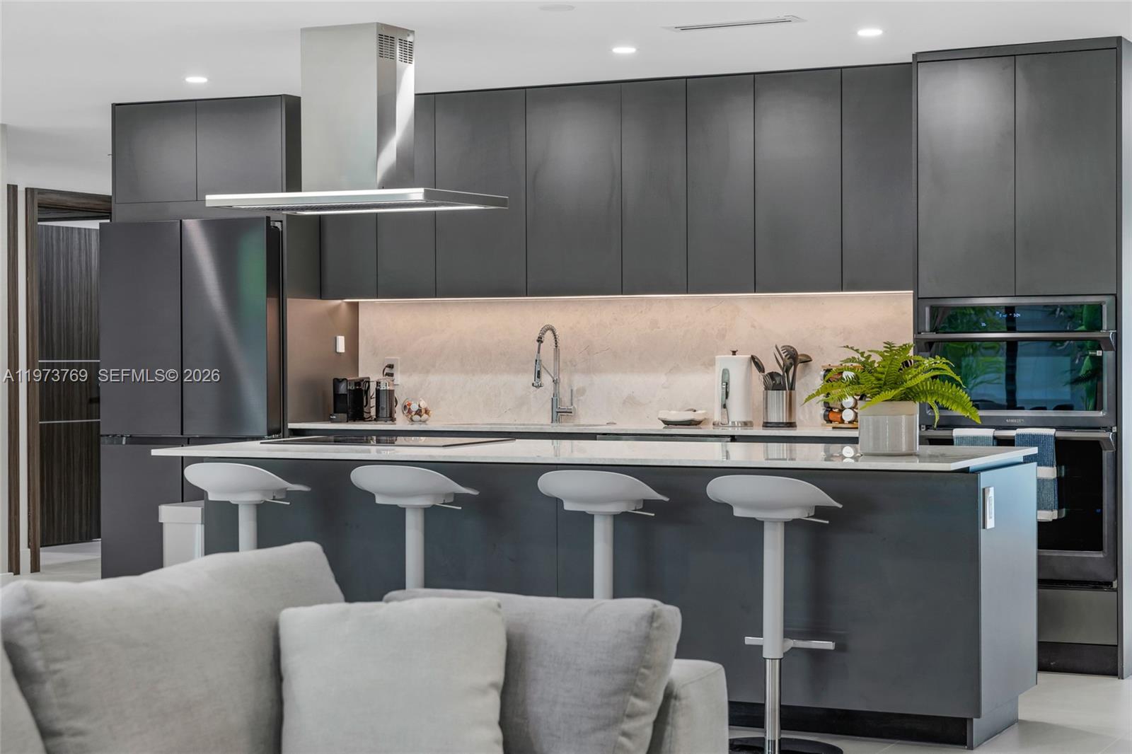 BRICKELL ESTATES - Residential