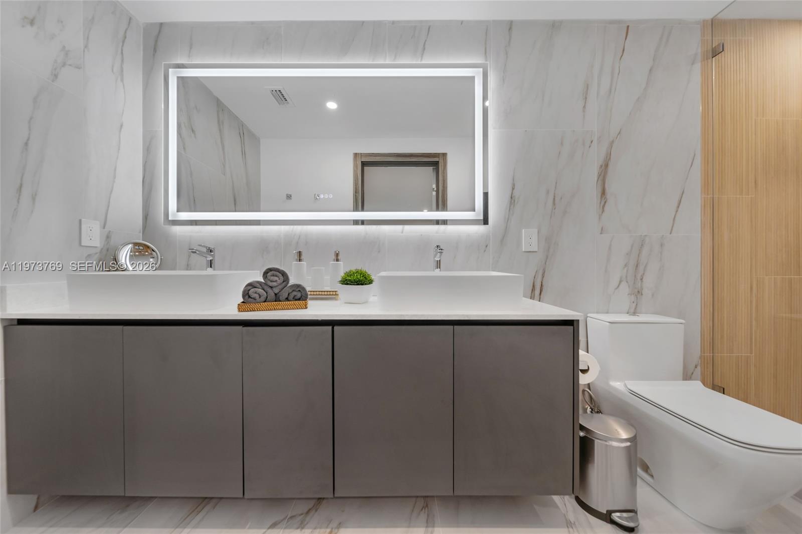 BRICKELL ESTATES - Residential