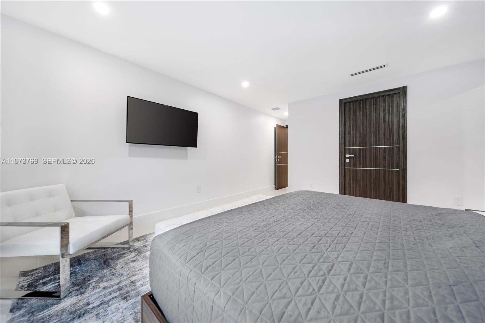 BRICKELL ESTATES - Residential