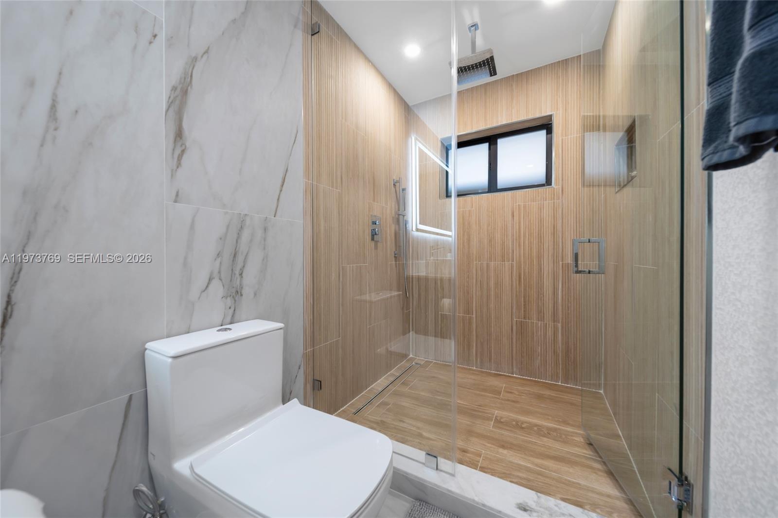 BRICKELL ESTATES - Residential