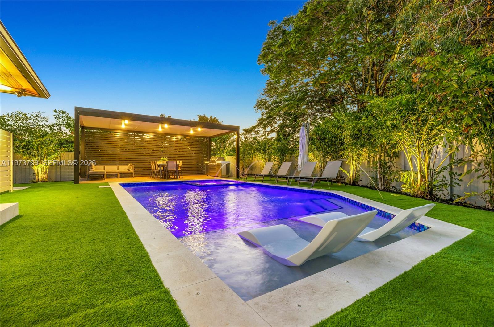 BRICKELL ESTATES - Residential