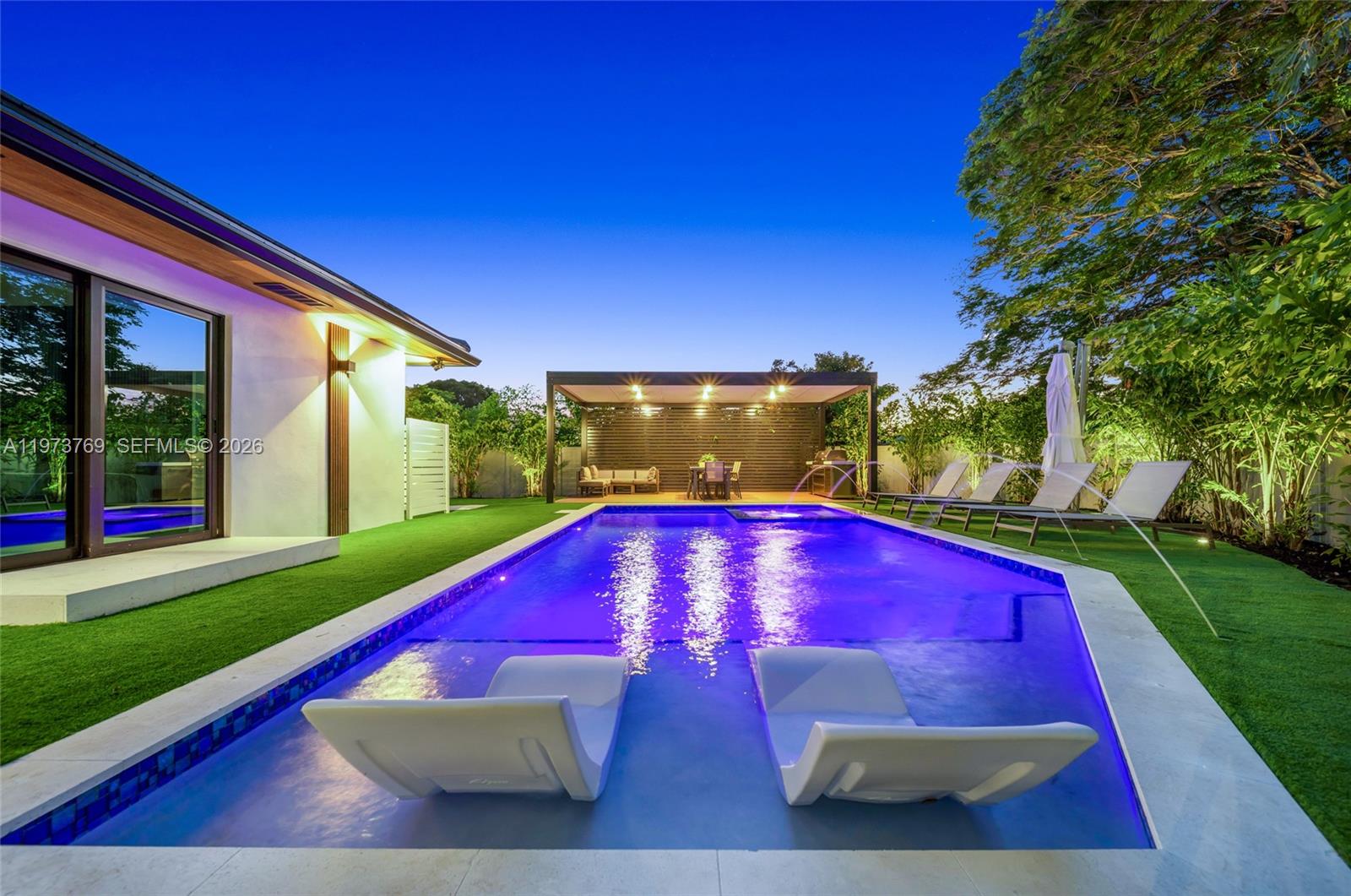 BRICKELL ESTATES - Residential