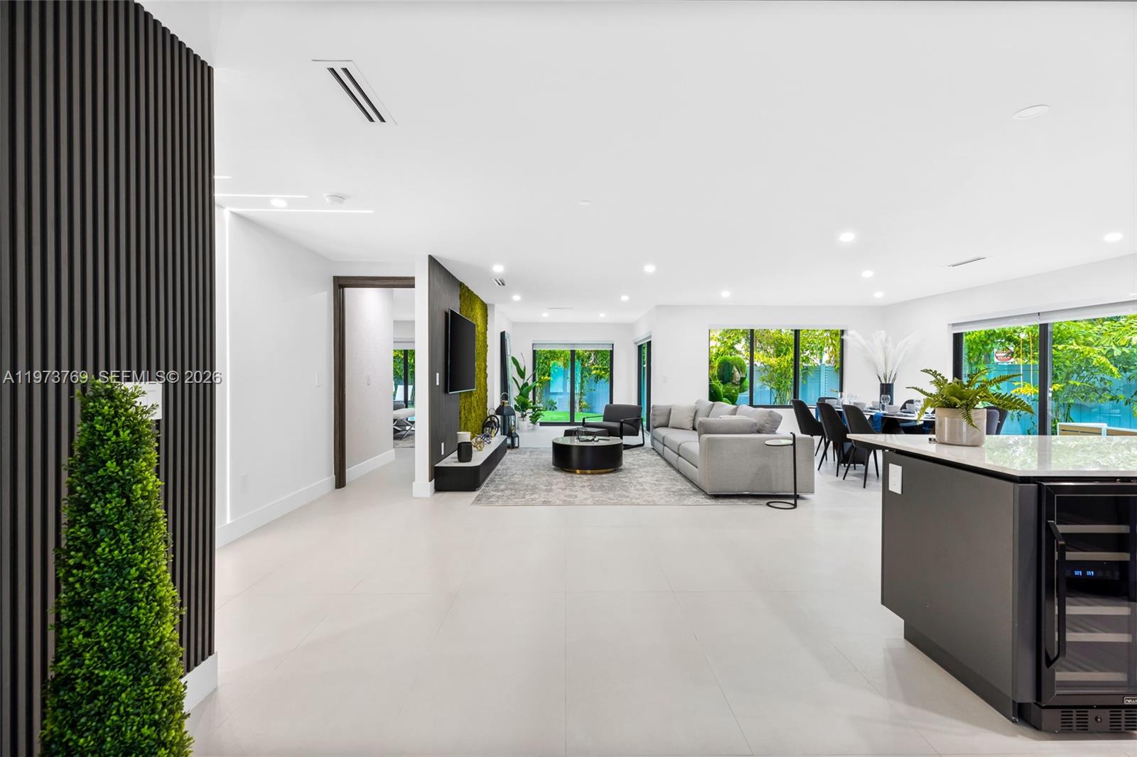 BRICKELL ESTATES - Residential
